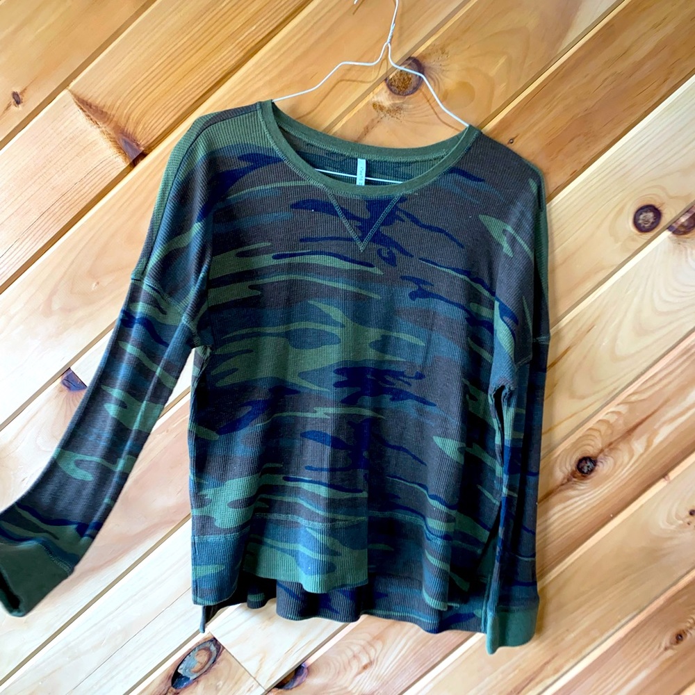 Zsupply camo top